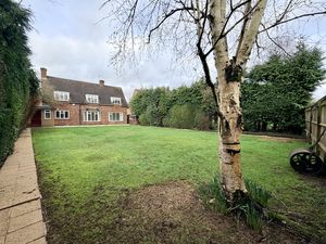 Photo 19- click for photo gallery